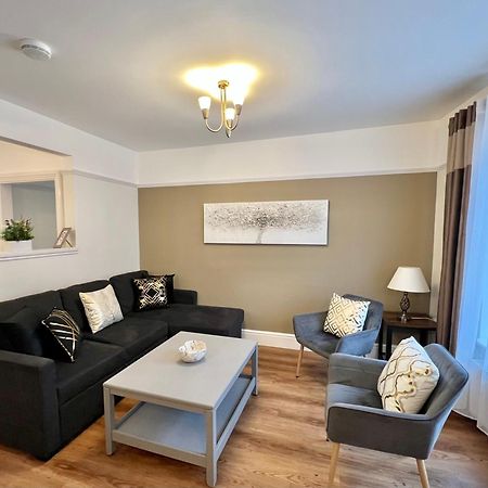 Large Family-Friendly 2Bd Glastonbury Retreat, Sleeps 5 Eksteriør billede