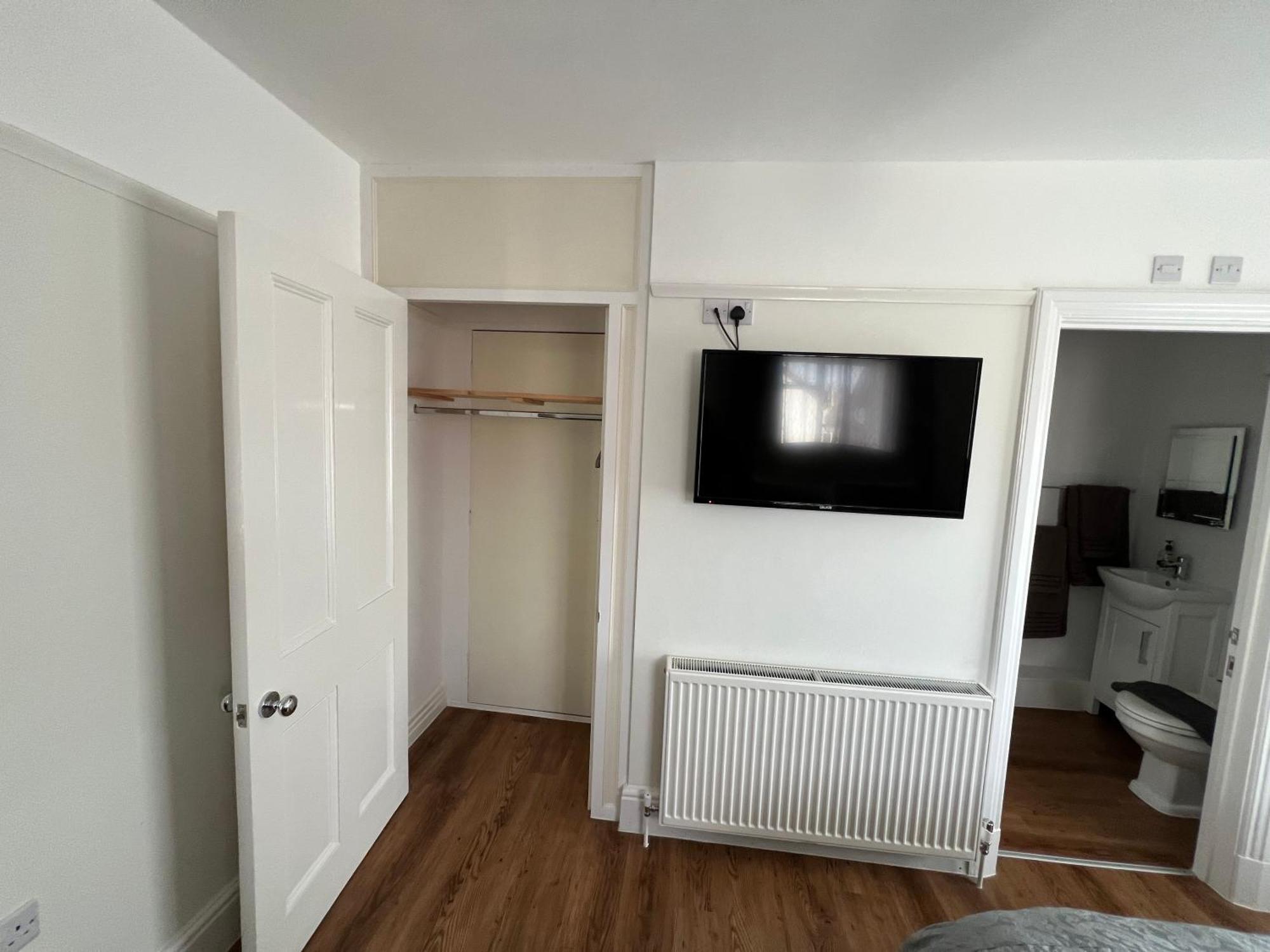 Large Family-Friendly 2Bd Glastonbury Retreat, Sleeps 5 Eksteriør billede