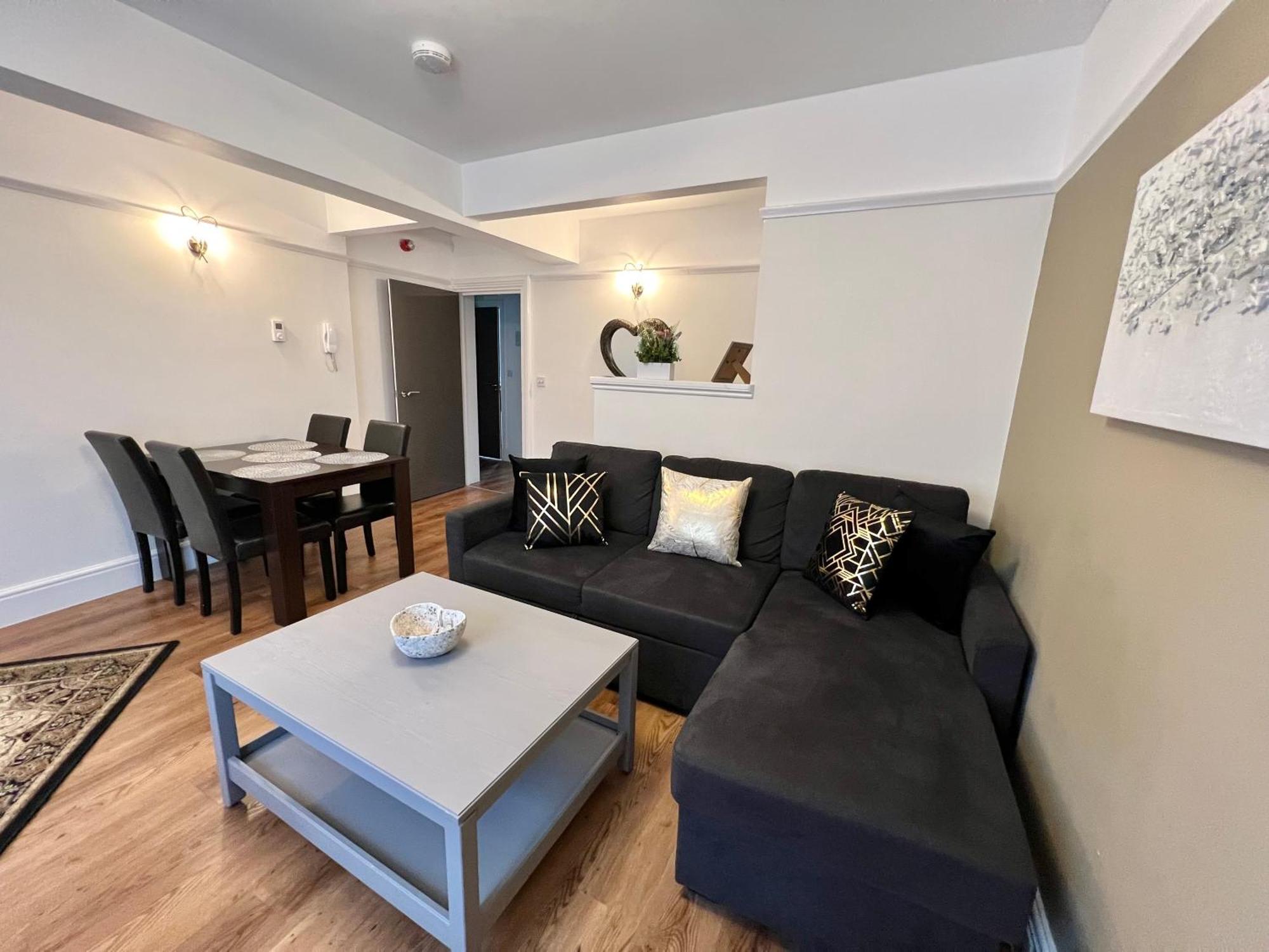 Large Family-Friendly 2Bd Glastonbury Retreat, Sleeps 5 Eksteriør billede