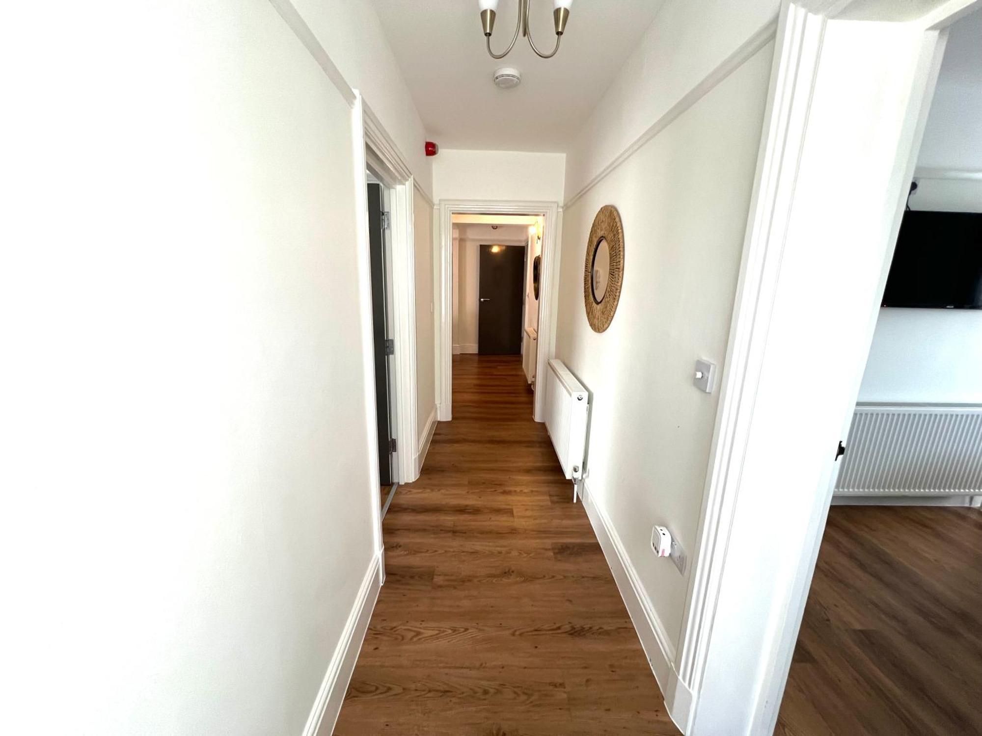 Large Family-Friendly 2Bd Glastonbury Retreat, Sleeps 5 Eksteriør billede
