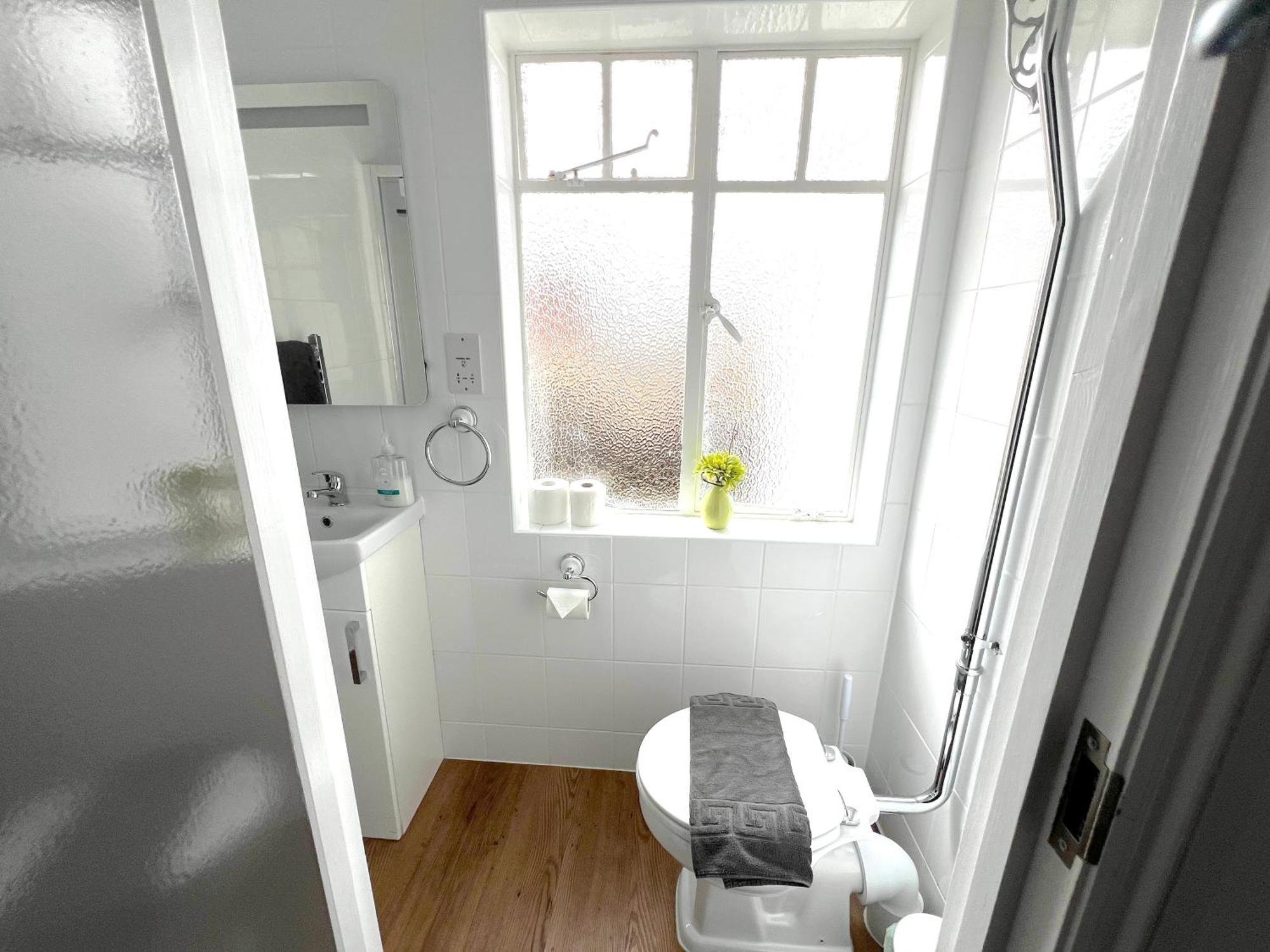 Large Family-Friendly 2Bd Glastonbury Retreat, Sleeps 5 Eksteriør billede